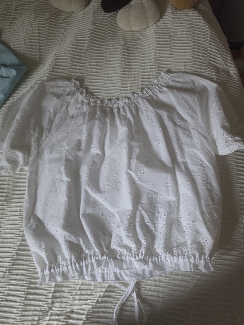 White Eyelet Peasant Blouse - Women (100% cotton) - Picture 3 of 4